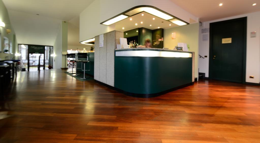 Hotel Granbaita Savigliano Buitenkant foto