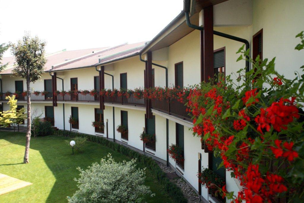 Hotel Granbaita Savigliano Buitenkant foto